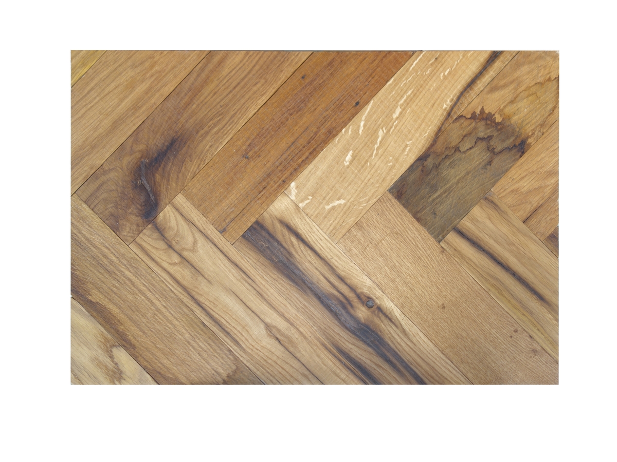 VR105 Grange Gable Reclaimed Oak Herringbone