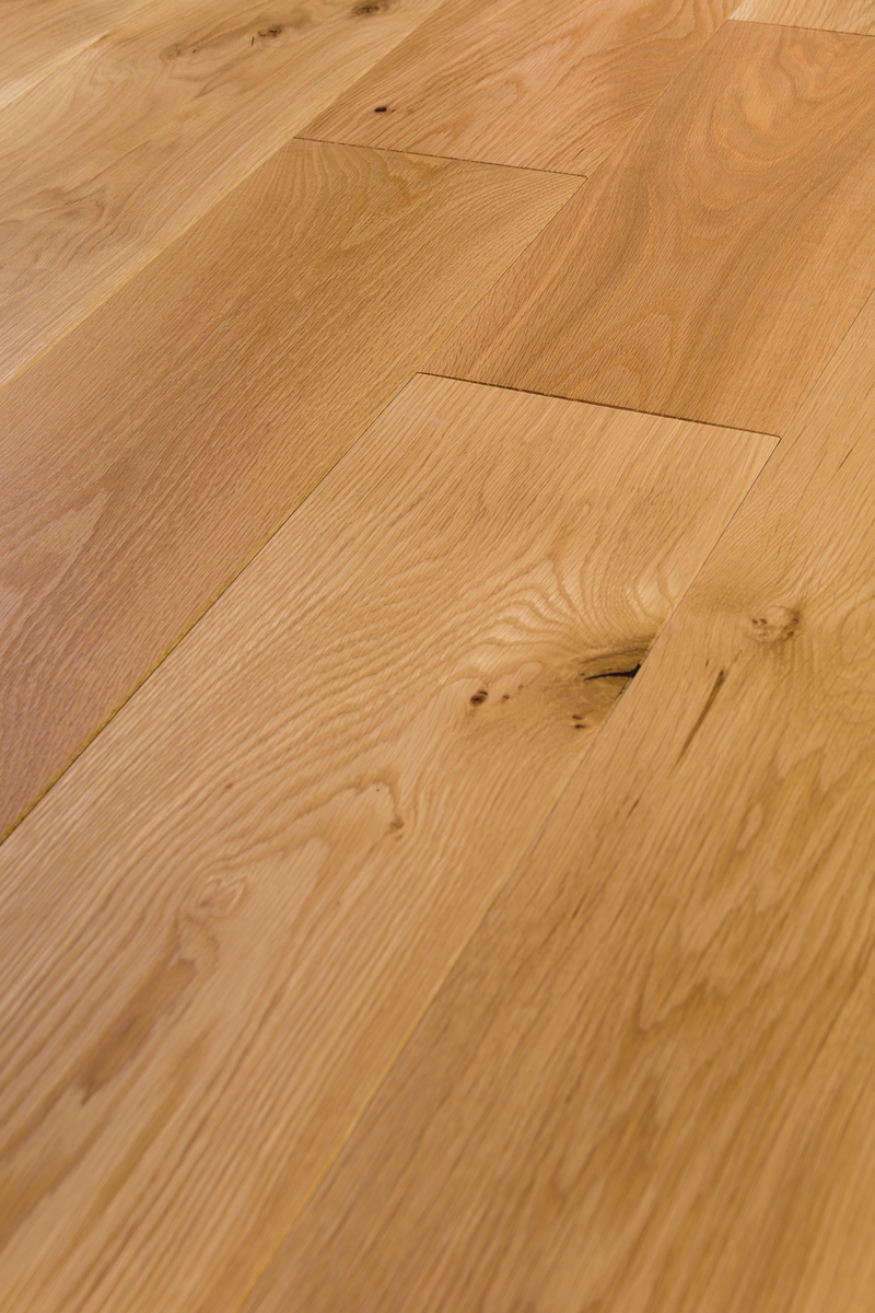 VIT107 Oak Rustic Oiled 190